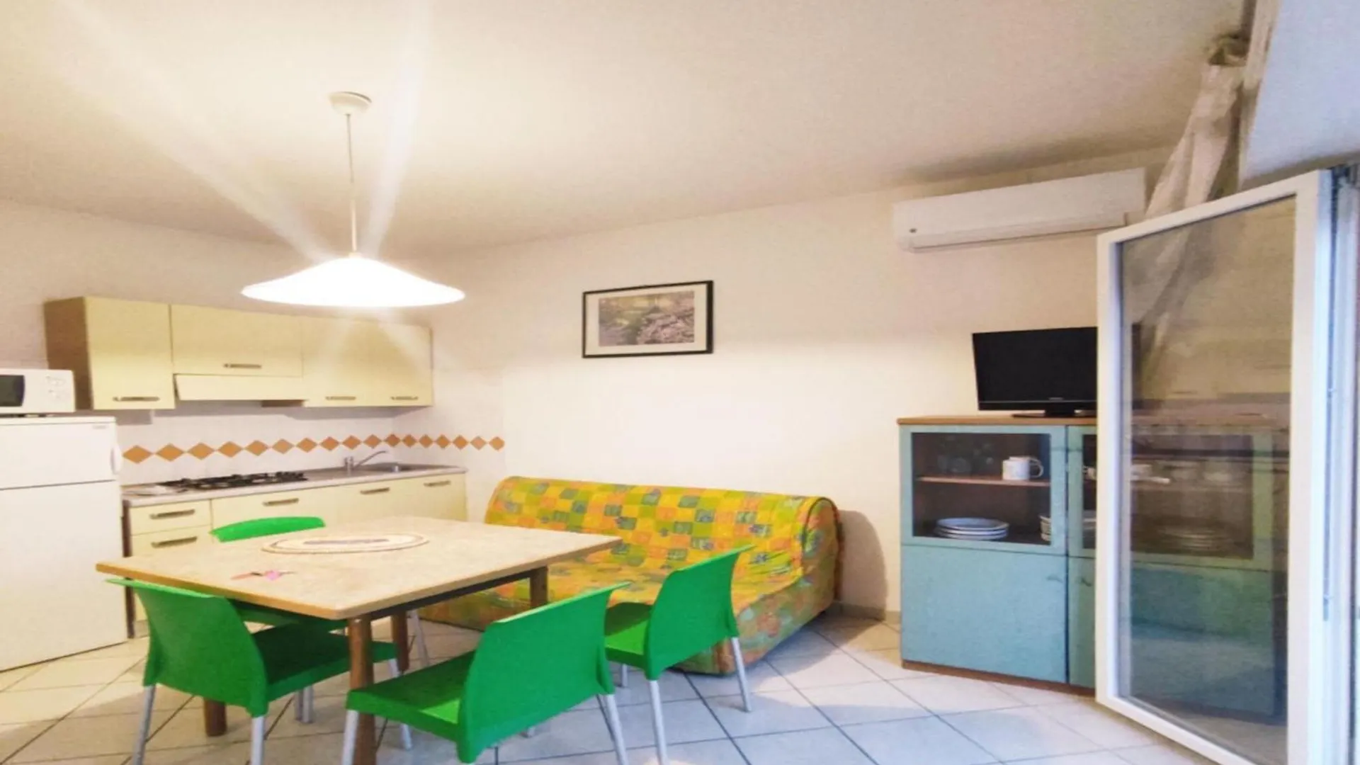 Bright And Comfortable Apartment In Bibione Italia